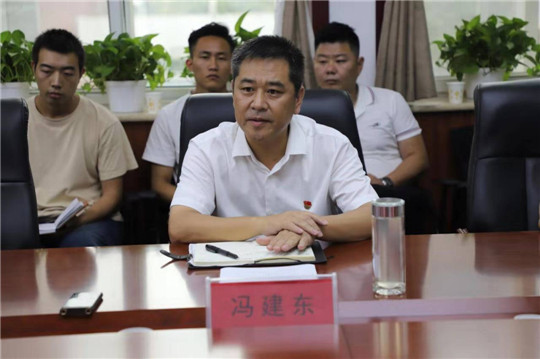 冯建东到卫东区对接园林绿化工作