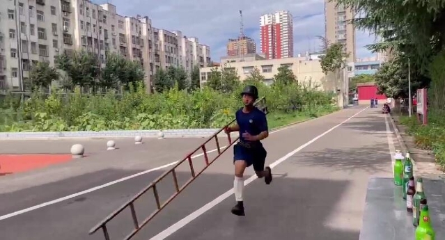 2030191859993233_content.jpg